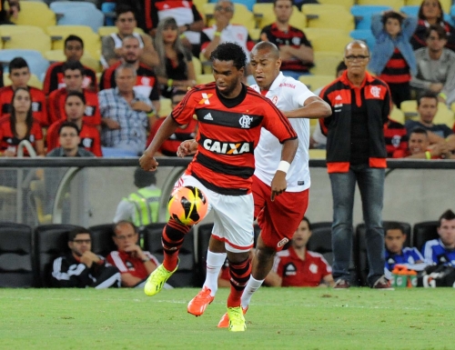 BRASILEIRÃO: Lusa encerra boa fase e Fla bate Inter