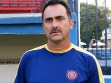 Carlos Tozzi está à disposição dos clubes para voltar a trabalhar