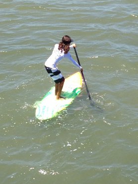 Santos pode voltar ao “Guiness Book” com recorde de surfistas na mesma onda