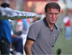 Cuca destaca domínio do Atlético em triunfo sobre rival