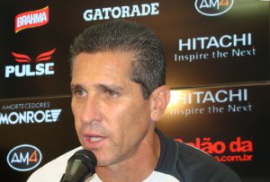 Jorginho confia na reação e convoca torcida da Ponte para ‘decisão’