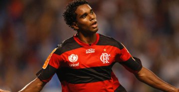 Volante diz que Flamengo ainda acredita no G4