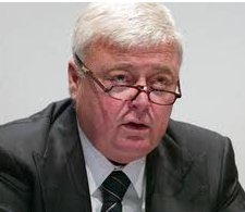 Marin admite que Ricardo Teixeira colabora com a CBF