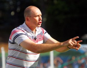 Série B: Técnico da Chape comemora empate e garra do elenco