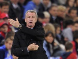 Copa 2014: Hitzfeld deixará o comando da Suíça após a competição