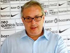 Após bancar Tite, diretoria do Corinthians cobra elenco