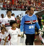 Juvenal abre as portas para renovação de Rogério Ceni