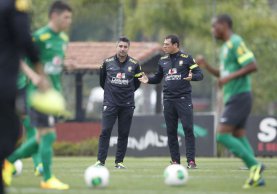 Mauricio Copertino comanda vitória do Brasil Sub-17 na estréia do mundial