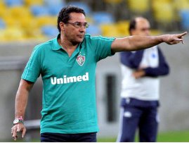 Fluminense busca vitória para diminuir risco de queda