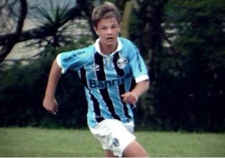 Luto! Atacante do Sub13 do Grêmio é atropelado e morre próximo ao Olímpico