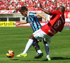 Para provocar o Colorado, Kléber afirma: “O Inter começou a existir em 2006”