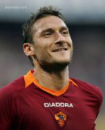 Italiano: Com lesão, Totti desfalca a Roma por ao menos dez dias