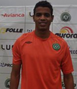 Série B: Volante fratura o rosto e desfalca Chapecoense