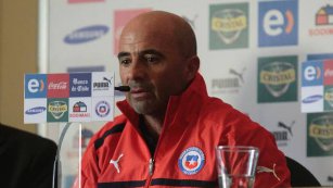 Chile chegará à Copa 2014 pensando no título, diz Sampaoli