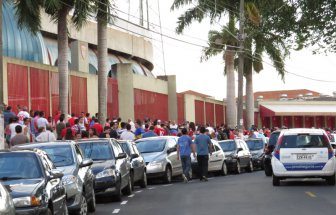 Série C: Torcedores do Mogi Mirim fazem fila fora do estádio e ficam sem jogo