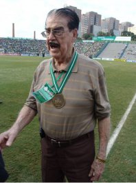 Conselho vota e Palmeiras fará busto de Oberdan Cattani