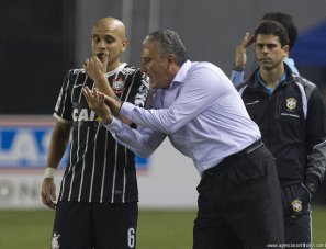 Copa do Brasil: Tite confirma Emerson no banco diante do Grêmio