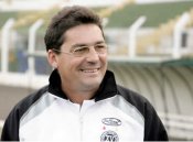 Segundona: Portuguesa Santista apresenta técnico para temporada de 2014