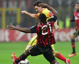 LIGA DOS CAMPEÕES: Barça empata com Milan em duelo de Neymar e Robinho