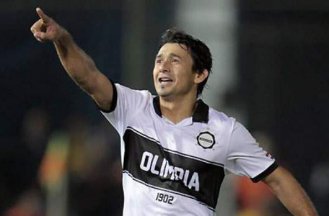 Corinthians demonstra interesse por destaque da Libertadores e mais dois