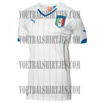 Site holandês revela uniformes de três potências da Copa 2014