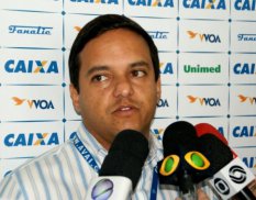 Gerente de futebol do Avaí quer colocar mais uma conquista em sua vasta galeria