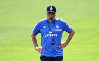 Espanhol: Ancelotti diz que prefere que Barça seja o favorito