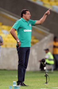 Luxemburgo escala Igor Julião na lateral esquerda do Flu