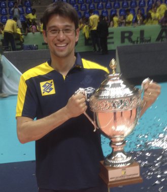 Médico do MAC e da Famema é campeão mundial sub-23 com a Seleção Brasileira