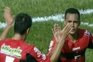 Oeste 2 x 1 ABC: Bola parada do Rubrão coloca o ABC próximo do rebaixamento