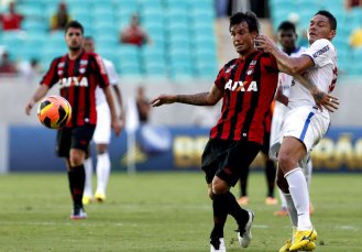 Bahia 1 x 1 Atlético-PR – Resultado que não muda muita coisa