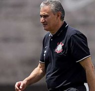 Após empate em clássico, técnico do Corinthians cobra melhora da equipe