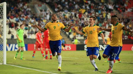 Brasil vence Rússia e vai às quartas de final no Sub-17