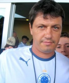 Vasco anuncia ex-Corinthians como novo treinador