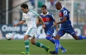 Série B: Com Valdivia poupado, Palmeiras faz treino descontraído