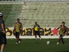 Série D: Meia do Botafogo recebe efeito suspensivo e poderá jogar final