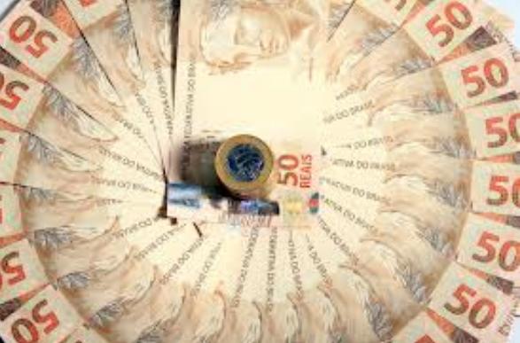 “Grandes” clubes tiveram arrecadação recorde em 2012, enquanto os “pequenos”…