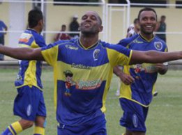 Ex-jogador de futebol é decapitado e cabeça deixada na porta de sua casa