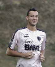 Réver acredita que pode voltar ao Atlético-MG no sábado