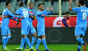 ITALIANO: Kaká marca em rodada que Napoli e Juventus vencem