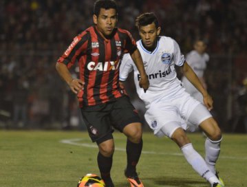 Atlético-PR 1 x 0 Grêmio – E podia ter sido mais para o Furacão!
