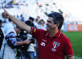 Santos admite saída de técnico e trabalha em cima de ex-São Paulo