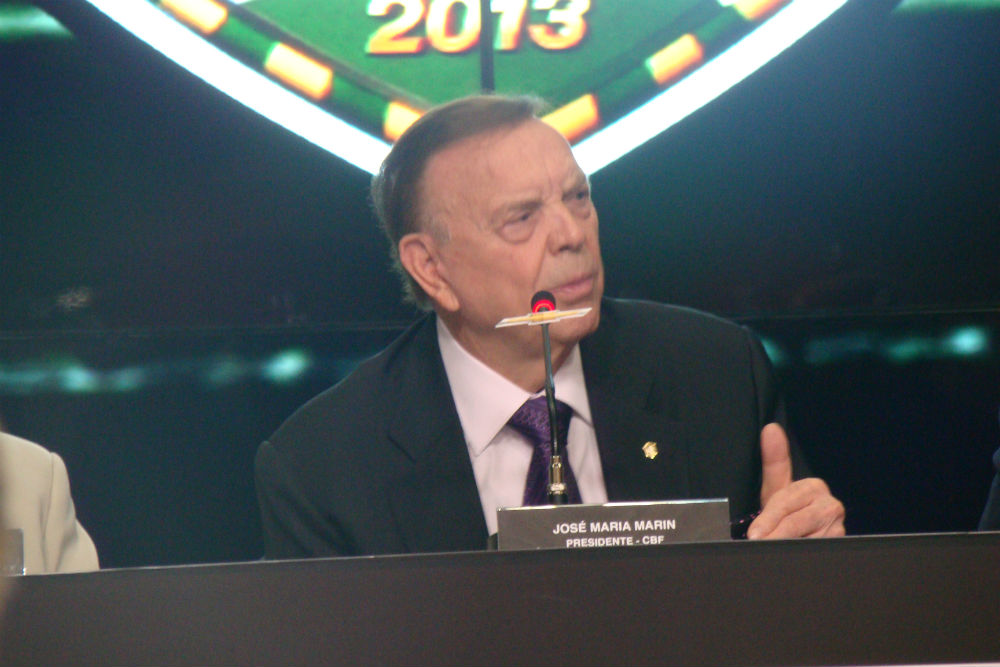 Senador protocola pedido de CPI para investigar CBF