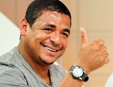 Quem diria? Caçulinha do Paulistão escolhe Vampeta para ser presidente