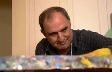 Osmar Santos participa da exposição “Tronos do Pátio Paulista”