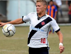 Santos tenta contratação de meia destaque do Vasco