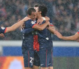 FRANCÊS: Lucas marca e ajuda o PSG a golear pelo campeonato