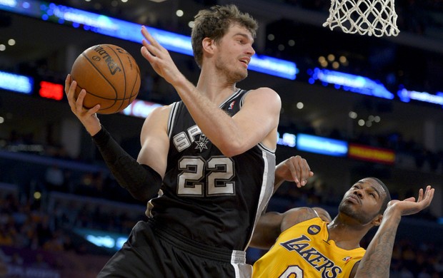 Basquete: Splitter brilha e Spurs vence Lakers fora de casa
