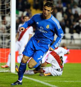 ESPANHOL: Real sofre dois de pênalti em 2 minutos, mas vence Rayo