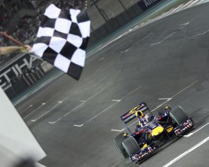Fórmula 1: Vettel supera Webber, vence em Abu Dabi e Massa é 8º colocado
